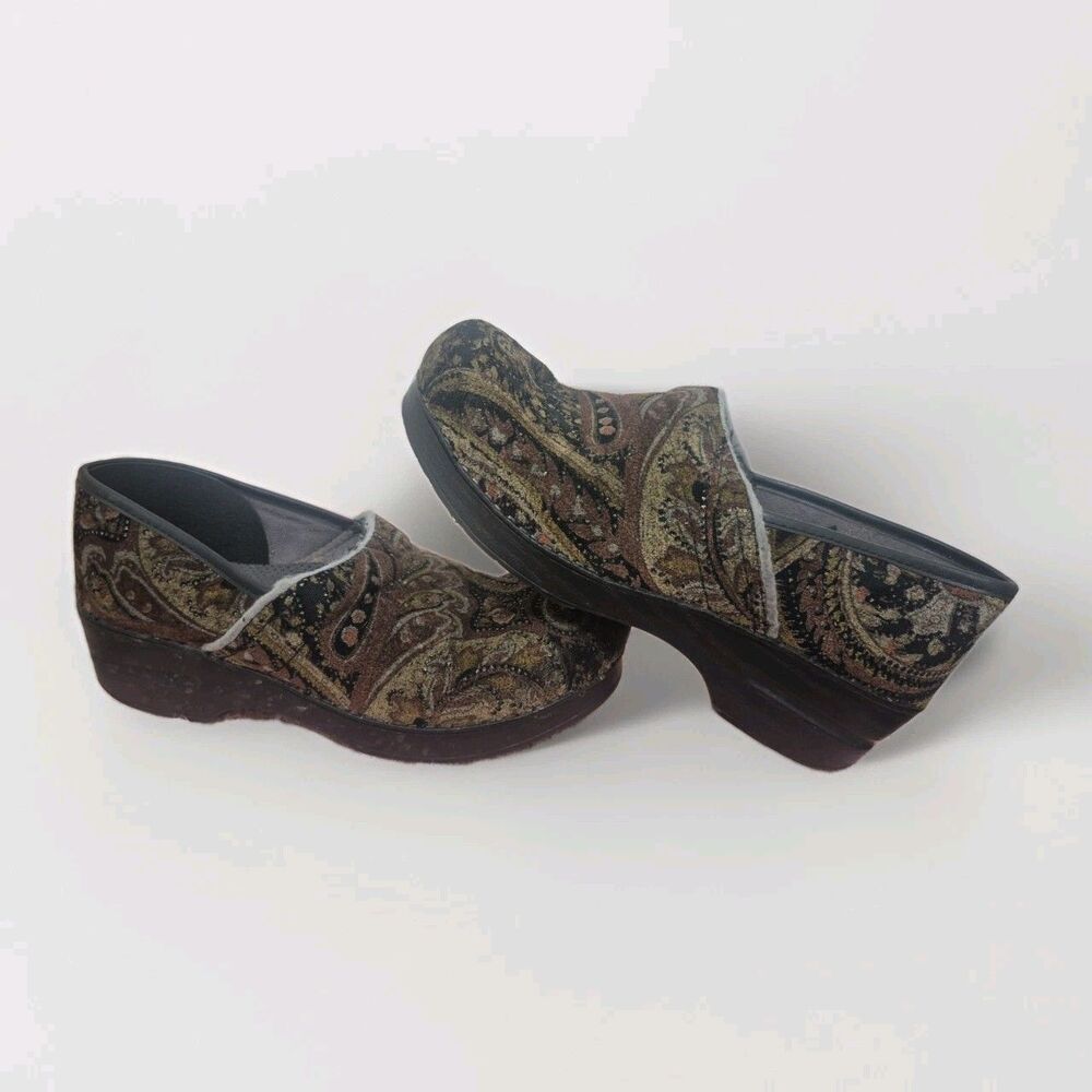 Dansko US 9.5-10 EU 40 Professional Tapestry Clogs Vegan Slip On Shoes 906780202